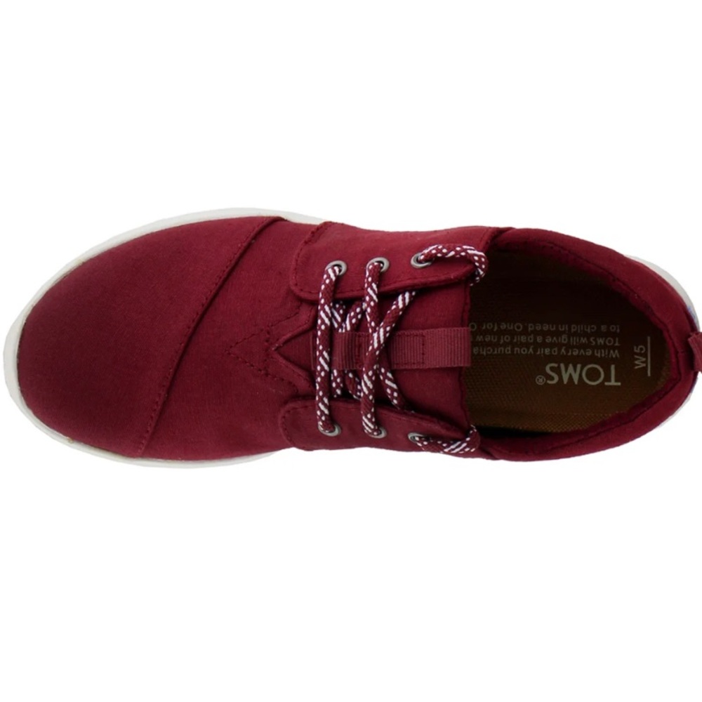 Maroon Toms